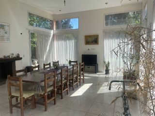Foto 7 de CASA 4 AMBIENTES VENTA EN Libertad 1825 (BARRIO LA BOTA BENAVIDEZ )