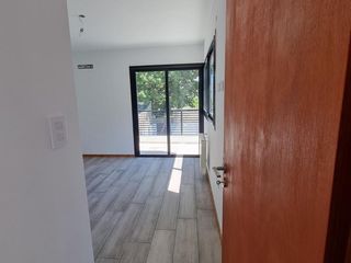 Foto 14 de Duplex  en venta  Gonnet La Plata