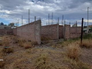 Foto 2 de Terreno con construcción