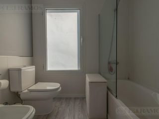 Foto 38 de Casa con 4 dormitorios en venta en LOS CASTORES