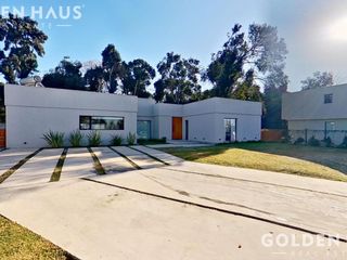 Foto 48 de VENTA casa 4 ambientes en Barrio San Matías