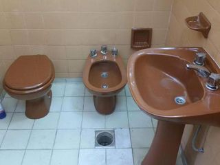 Foto 11 de CASA 3 DORMITORIOS y 2 DPTOS - ALONSO DE ERCILLA 3700 - B° LOS GIGANTES