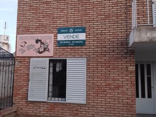 Foto 1 de CASA 3 DORMITORIOS y 2 DPTOS - ALONSO DE ERCILLA 3700 - B° LOS GIGANTES