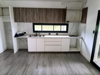 Foto 9 de Casa a estrenar a la laguna categoría
