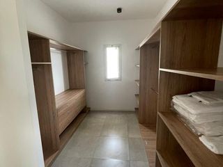 Foto 15 de Casa 4 ambientes en BARRIO VISTAS con pileta - Puertos OPORTUNIDAD