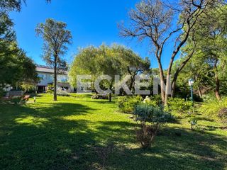 Foto 30 de Casa en venta en Lomas de la Carolina con fondo GOLF