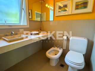 Foto 7 de Casa en venta en Lomas de la Carolina con fondo GOLF