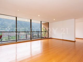 Foto 1 de Apartamento para Arriendo con balcon en Chapinero Alto