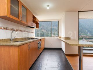 Foto 4 de Apartamento para Arriendo con balcon en Chapinero Alto