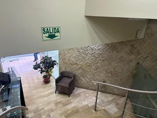 Foto 4 de VENTA  OFICINA SUITE CENTRO  SECTOR MALECON 2000 (JLR )