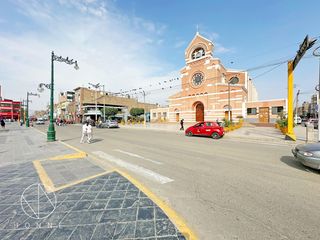 Foto 2 de Venta de Edificio de tres pisos a precio de Ocasión!