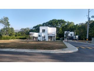Foto 1 de VENTA DE LOTE EN CONDOMINIO SOPETRAN