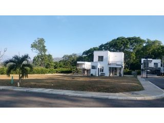 Foto 2 de VENTA DE LOTE EN CONDOMINIO SOPETRAN