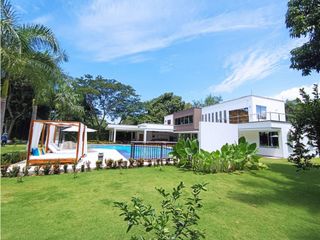 Foto 1 de Venta De Hermosa Finca En Santa Fe De Antioquia