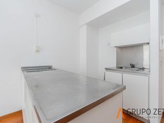 Foto 11 de Departamento 2 Ambientes Alqquiler Pileta Balcon Parrilla Cochera Luminoso