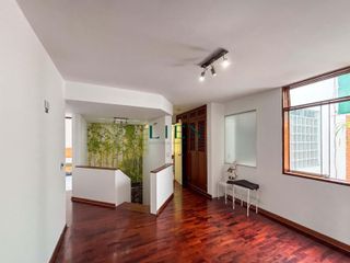 Foto 23 de Ideal para empresa y/o oficinas administrativas – 3 Pisos – Zona Estratégica