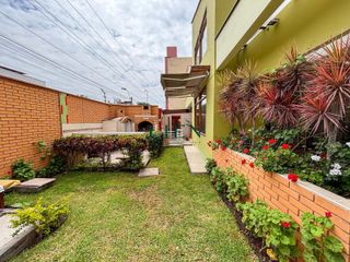 Foto 3 de Ideal para empresa y/o oficinas administrativas – 3 Pisos – Zona Estratégica