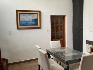Foto 3 de Casa en Venta con Importante Local en esquina - Posibilidad renta y vivienda