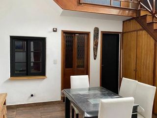Foto 2 de Casa en Venta con Importante Local en esquina - Posibilidad renta y vivienda