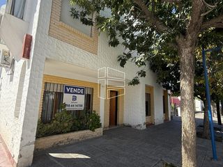 Foto 2 de Venta - Propiedad tipo dúplex en el Centro de General Roca -  C083