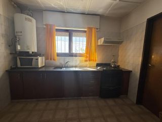 Foto 7 de Venta - Propiedad tipo dúplex en el Centro de General Roca -  C083