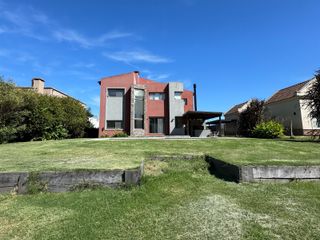 Foto 9 de Casa sobre lote de 1000m2 con costa al rio