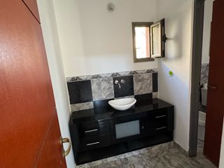 Foto 6 de Casa sobre lote de 1000m2 con costa al rio