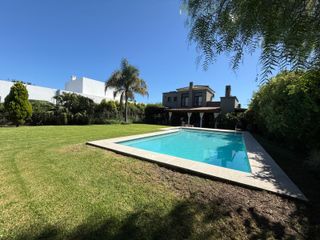 Foto 28 de Casa en  venta en lote interno del barrio Santa Barbara, Tigre