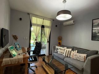 Foto 11 de Casa en  venta en lote interno del barrio Santa Barbara, Tigre