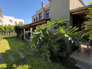 Foto 32 de Casa en  venta en lote interno del barrio Santa Barbara, Tigre