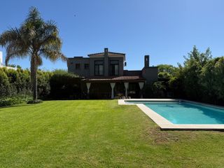 Foto 27 de Casa en  venta en lote interno del barrio Santa Barbara, Tigre