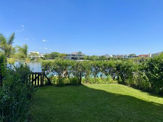 Foto 13 de Alquiler Departamento con Jardín y Parrilla, ENYOI, Islas del Golf, Nordelta