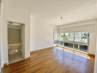 Foto 3 de Alquiler Departamento con Jardín y Parrilla, ENYOI, Islas del Golf, Nordelta