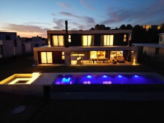 Foto 2 de Casa a la venta en  Costa Esmeralda, Barrio Residencial 1
