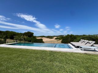 Foto 58 de Casa a la venta en  Costa Esmeralda, Barrio Residencial 1