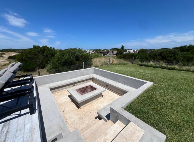 place photo 56