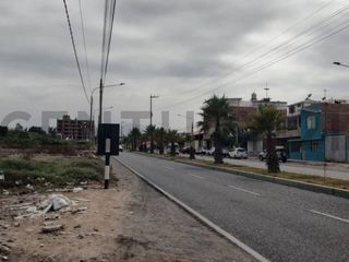 Foto 1 de ALQUILO PROPIEDAD COMERCIAL 1800 M2 CALANA