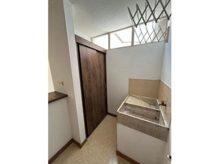 Foto 3 de Casa y apartamento en venta en Cabañitas Bello