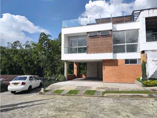 Foto 1 de Hermosa Casa Envig El Atravesado 400m2 💰2350 Mill
