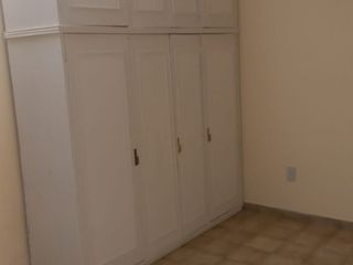 Foto 8 de Casa PH en alquiler en Lanus Este