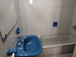 Foto 12 de Casa PH en alquiler en Lanus Este