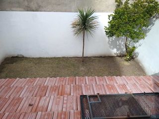 Foto 14 de Casa PH en alquiler en Lanus Este