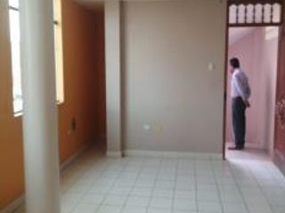 Foto 11 de SE VENDE DEPARTAMENTO EN 3er PISO CERCA AL MALL AVENTURA DE CHICLAYO