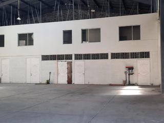 Foto 8 de ARRIENDO ESPECTACULAR GALPON INDUSTRIAL PIFO ALTURA  AL CUMBRERO 15 MTS.
