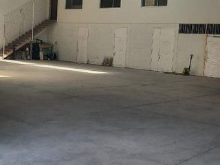 Foto 5 de ARRIENDO ESPECTACULAR GALPON INDUSTRIAL PIFO ALTURA  AL CUMBRERO 15 MTS.