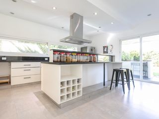 Foto 15 de Casa en  venta en La Comarca, 3 amplios dormitorios, piscina y parque