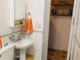 Foto 5 de VENTA DE CASA SOBRE LOTE PROPIO - LOMAS DE ZAMORA