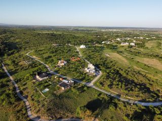 Foto 4 de 2 Lotes Contiguos - Alta Gracia Country Golf - Todos los servicios