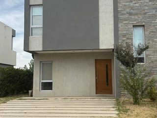 Foto 2 de Duplex en la Peregrina