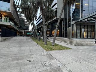 Foto 4 de Alquiler OFICINA amoblada en Complejo Al Rio, 217m2 - 2 Cocheras ESTRENELA